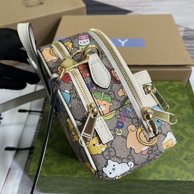 Gucci GG EMBLEM MINI BACKPACK 725654 WHITE