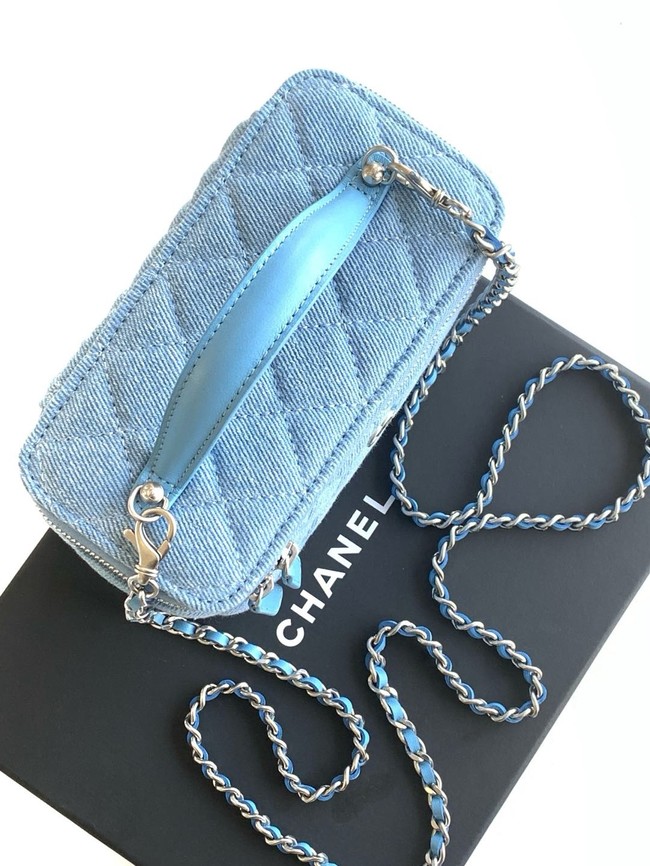 Chanel CLUTCH WITH CHAIN Denim AP4404 blue