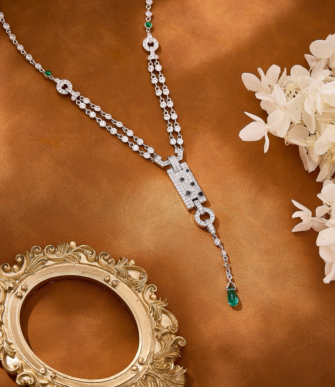 Cartier necklace CE81086