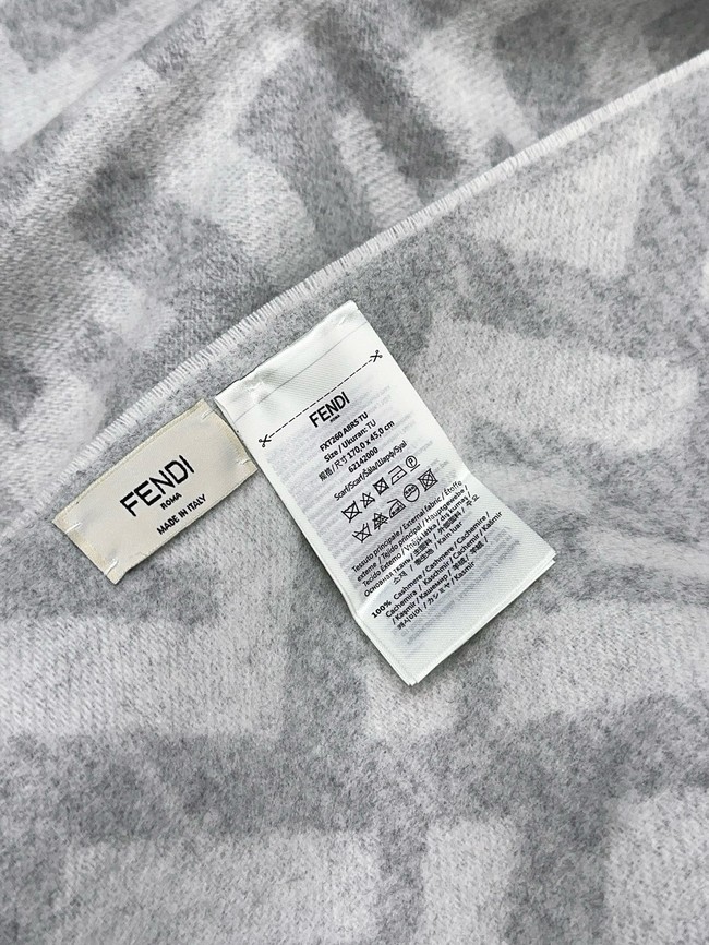Fendi FF classic pattern cashmere scarf XT260