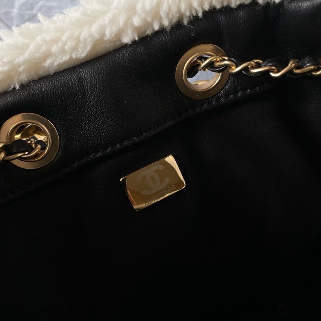 CHANEL 25 Small Handbag AS5293 black& Gold