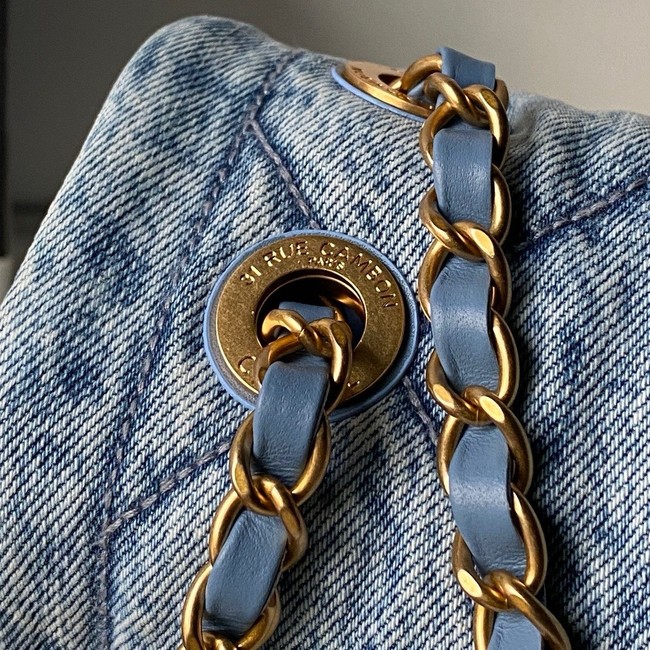 Chanel Maxi Flapbag AS5734 blue